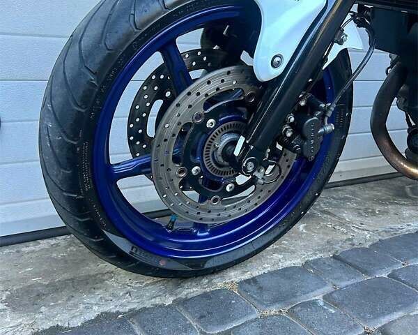 Сузуки Gladius 400, объемом двигателя 0 л и пробегом 39 тыс. км за 4100 $, фото 6 на Automoto.ua