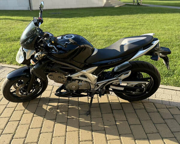Чорний Сузукі Gladius 650, об'ємом двигуна 0.65 л та пробігом 65 тис. км за 4200 $, фото 5 на Automoto.ua