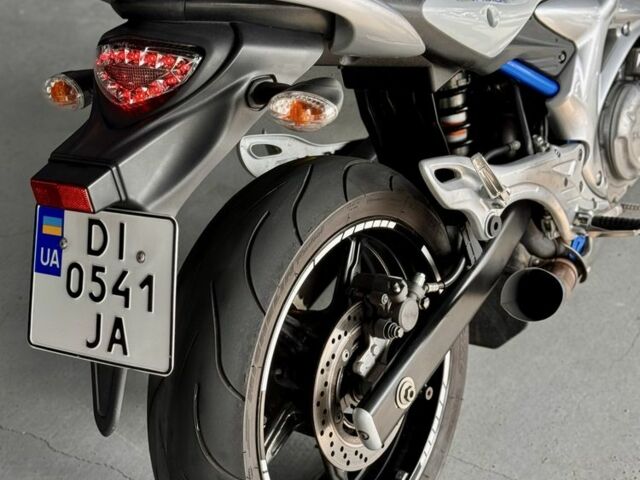 Сузукі Gladius 650, об'ємом двигуна 0.65 л та пробігом 0 тис. км за 4400 $, фото 7 на Automoto.ua
