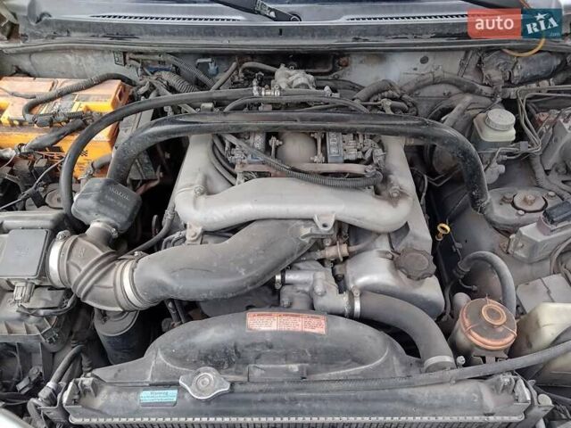 Бежевий Сузукі Grand Vitara XL7, об'ємом двигуна 2.7 л та пробігом 226 тис. км за 5000 $, фото 11 на Automoto.ua