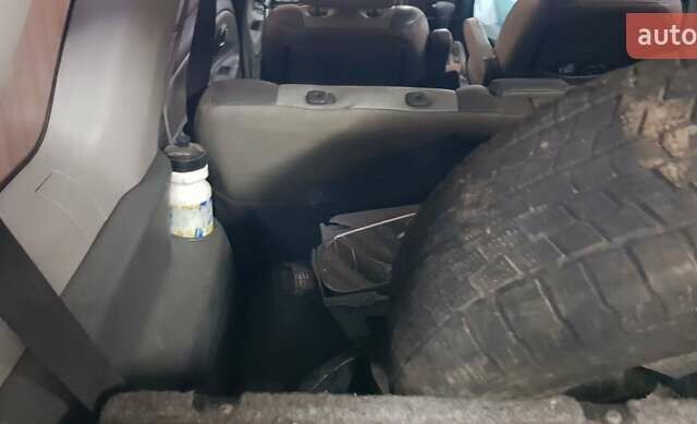 Черный Сузуки Grand Vitara XL7, объемом двигателя 0 л и пробегом 180 тыс. км за 2500 $, фото 11 на Automoto.ua