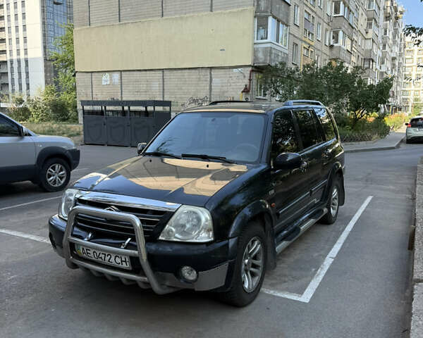 Черный Сузуки Grand Vitara XL7, объемом двигателя 2.7 л и пробегом 270 тыс. км за 4500 $, фото 3 на Automoto.ua