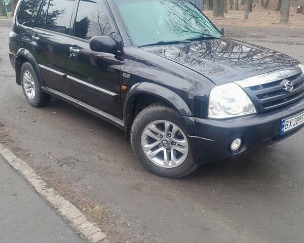 Черный Сузуки Grand Vitara XL7, объемом двигателя 2.74 л и пробегом 256 тыс. км за 6300 $, фото 2 на Automoto.ua