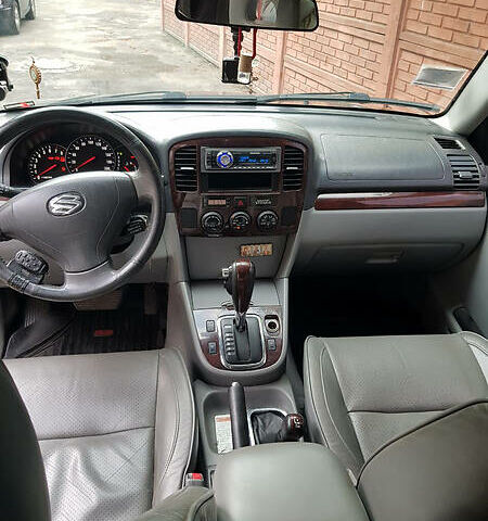 Черный Сузуки Grand Vitara XL7, объемом двигателя 2.7 л и пробегом 250 тыс. км за 6000 $, фото 4 на Automoto.ua