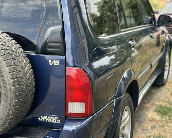 Синий Сузуки Grand Vitara XL7, объемом двигателя 2.7 л и пробегом 209 тыс. км за 6000 $, фото 4 на Automoto.ua