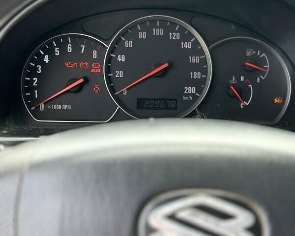 Синий Сузуки Grand Vitara XL7, объемом двигателя 2.7 л и пробегом 209 тыс. км за 6000 $, фото 18 на Automoto.ua