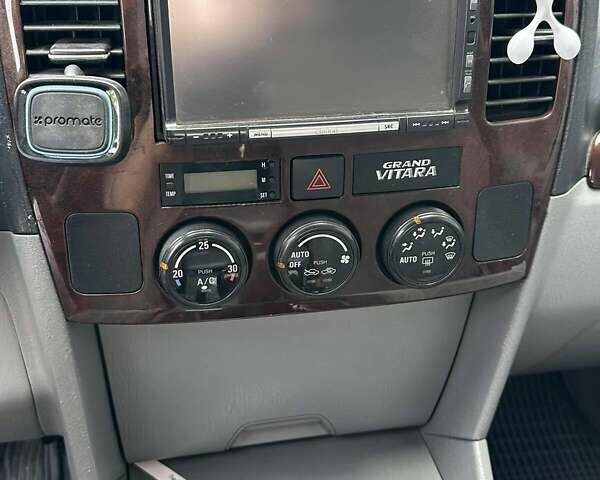 Синий Сузуки Grand Vitara XL7, объемом двигателя 2.7 л и пробегом 209 тыс. км за 6000 $, фото 15 на Automoto.ua