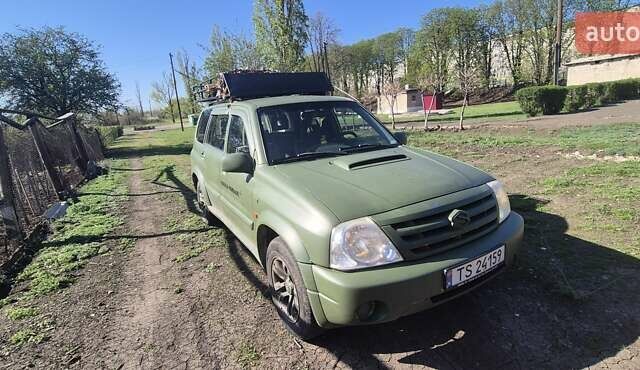 Зеленый Сузуки Grand Vitara XL7, объемом двигателя 2 л и пробегом 314 тыс. км за 3500 $, фото 3 на Automoto.ua