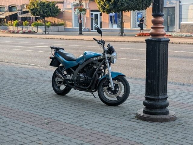 Сузуки GS 500, объемом двигателя 0.5 л и пробегом 0 тыс. км за 2000 $, фото 7 на Automoto.ua