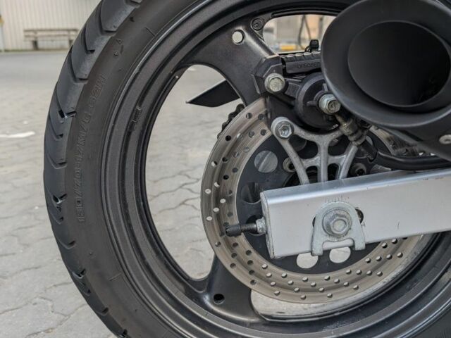 Сузуки GS 500, объемом двигателя 0.5 л и пробегом 0 тыс. км за 2000 $, фото 5 на Automoto.ua