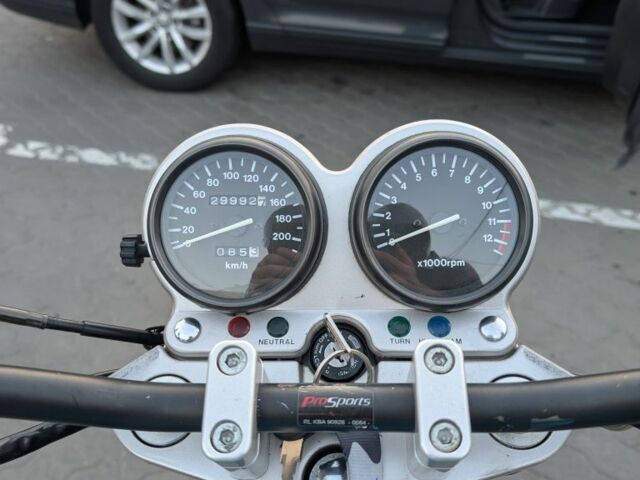 Сузуки GS 500, объемом двигателя 0.5 л и пробегом 0 тыс. км за 2000 $, фото 3 на Automoto.ua