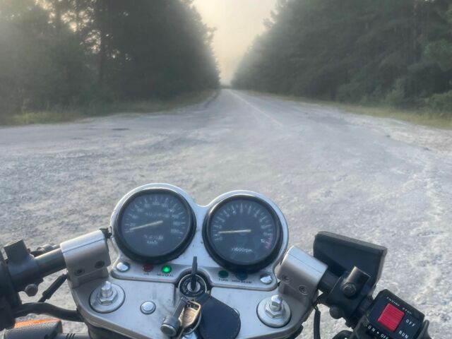 Сузуки GS 500, объемом двигателя 0.5 л и пробегом 0 тыс. км за 2000 $, фото 5 на Automoto.ua