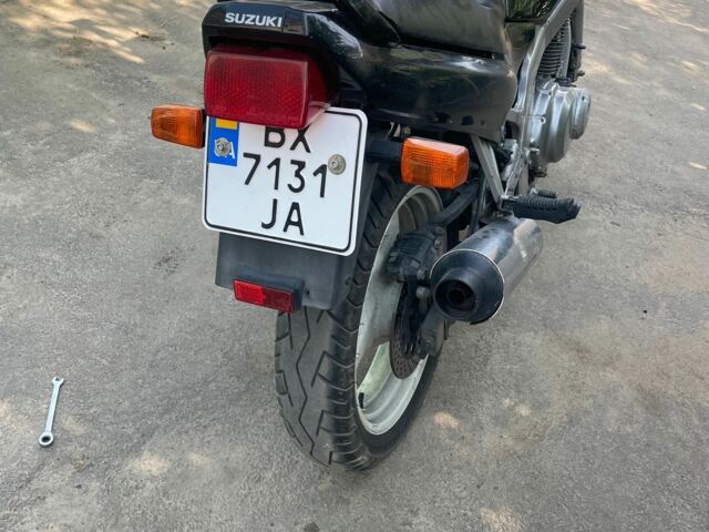 Сузуки GS 500, объемом двигателя 0.5 л и пробегом 0 тыс. км за 2000 $, фото 3 на Automoto.ua