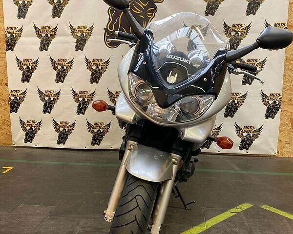 Серый Сузуки GSF 1200S Bandit, объемом двигателя 0 л и пробегом 19 тыс. км за 4500 $, фото 2 на Automoto.ua