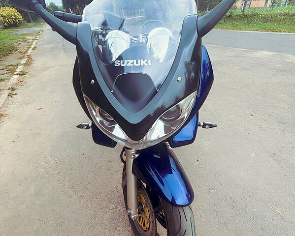 Синий Сузуки GSF 1200S Bandit, объемом двигателя 1.2 л и пробегом 52 тыс. км за 4999 $, фото 2 на Automoto.ua