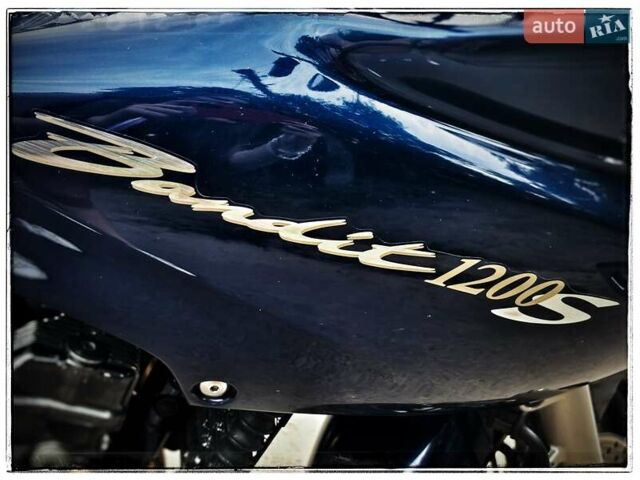 Синий Сузуки GSF 1200S Bandit, объемом двигателя 1.2 л и пробегом 52 тыс. км за 4999 $, фото 4 на Automoto.ua