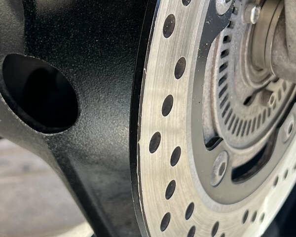 Красный Сузуки GSF 1250, объемом двигателя 1.25 л и пробегом 37 тыс. км за 5600 $, фото 9 на Automoto.ua