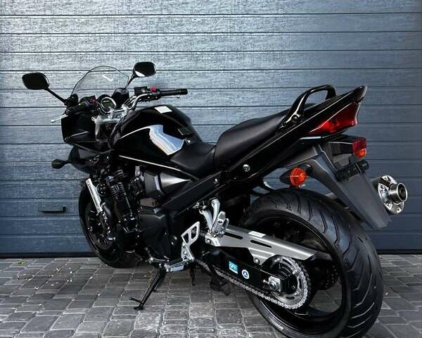 Черный Сузуки GSF 1250S, объемом двигателя 1.25 л и пробегом 35 тыс. км за 6300 $, фото 6 на Automoto.ua