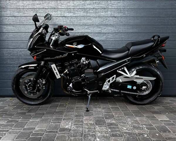 Черный Сузуки GSF 1250S, объемом двигателя 1.25 л и пробегом 35 тыс. км за 6300 $, фото 5 на Automoto.ua