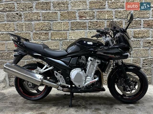 Сузуки GSF 1250S, объемом двигателя 1.25 л и пробегом 40 тыс. км за 5900 $, фото 4 на Automoto.ua