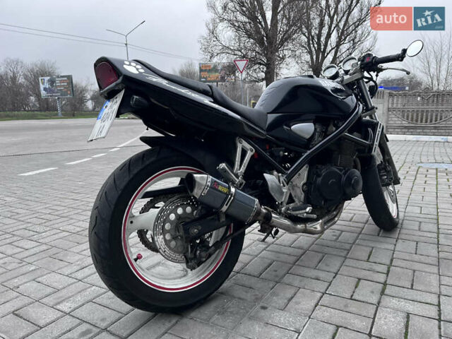 Черный Сузуки GSF 400 Bandit, объемом двигателя 0.4 л и пробегом 47 тыс. км за 2100 $, фото 7 на Automoto.ua