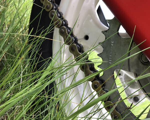 Красный Сузуки GSF 400 Bandit, объемом двигателя 0.4 л и пробегом 63 тыс. км за 2400 $, фото 4 на Automoto.ua