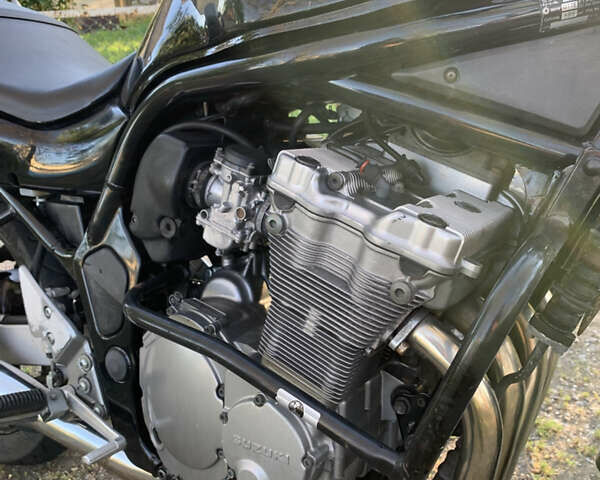 Черный Сузуки GSF 600 Bandit S, объемом двигателя 0.6 л и пробегом 25 тыс. км за 3700 $, фото 5 на Automoto.ua