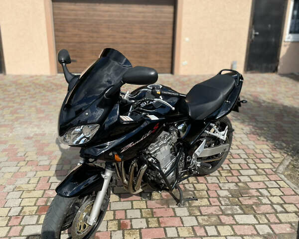 Черный Сузуки GSF 600 Bandit S, объемом двигателя 0.6 л и пробегом 44 тыс. км за 4300 $, фото 1 на Automoto.ua