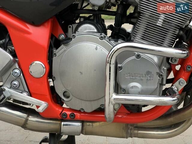 Красный Сузуки GSF 600 Bandit S, объемом двигателя 0.6 л и пробегом 31 тыс. км за 3855 $, фото 26 на Automoto.ua