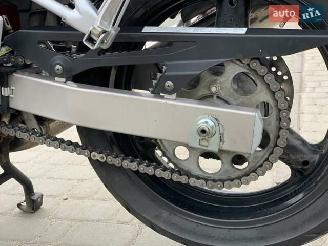 Красный Сузуки GSF 600 Bandit S, объемом двигателя 0.6 л и пробегом 31 тыс. км за 3855 $, фото 24 на Automoto.ua