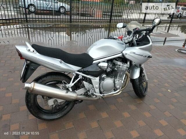 Серый Сузуки GSF 600 Bandit S, объемом двигателя 0.6 л и пробегом 35 тыс. км за 3800 $, фото 22 на Automoto.ua