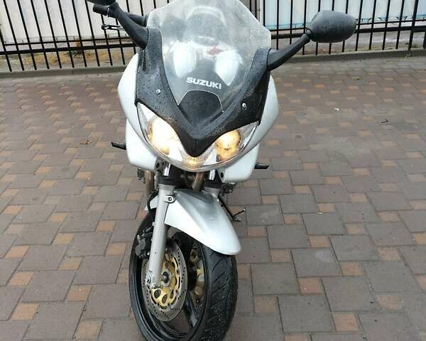 Серый Сузуки GSF 600 Bandit S, объемом двигателя 0.6 л и пробегом 35 тыс. км за 3800 $, фото 26 на Automoto.ua