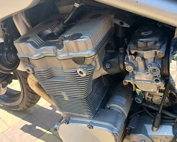 Сірий Сузукі GSF 600 Bandit S, об'ємом двигуна 0.6 л та пробігом 35 тис. км за 4000 $, фото 4 на Automoto.ua