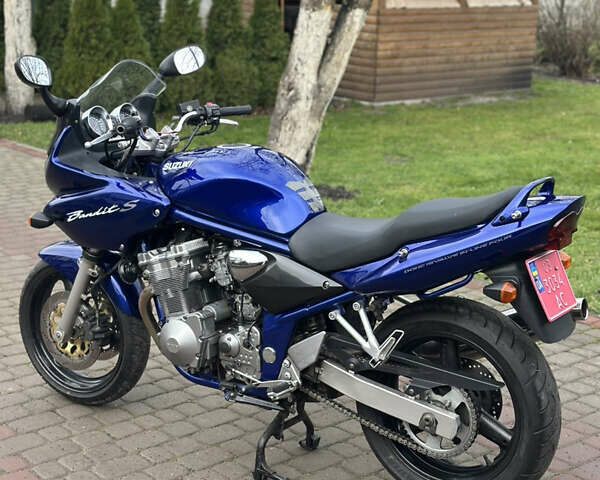 Синий Сузуки GSF 600 Bandit S, объемом двигателя 0.6 л и пробегом 37 тыс. км за 3250 $, фото 5 на Automoto.ua