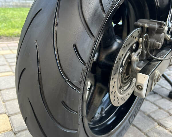 Черный Сузуки GSF 650 Bandit, объемом двигателя 0.65 л и пробегом 45 тыс. км за 5200 $, фото 11 на Automoto.ua