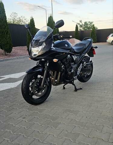 Сузукі GSF 650 Bandit, об'ємом двигуна 0 л та пробігом 47 тис. км за 4999 $, фото 12 на Automoto.ua