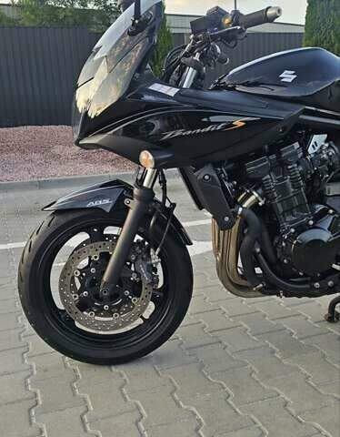 Сузукі GSF 650 Bandit, об'ємом двигуна 0 л та пробігом 47 тис. км за 4999 $, фото 27 на Automoto.ua