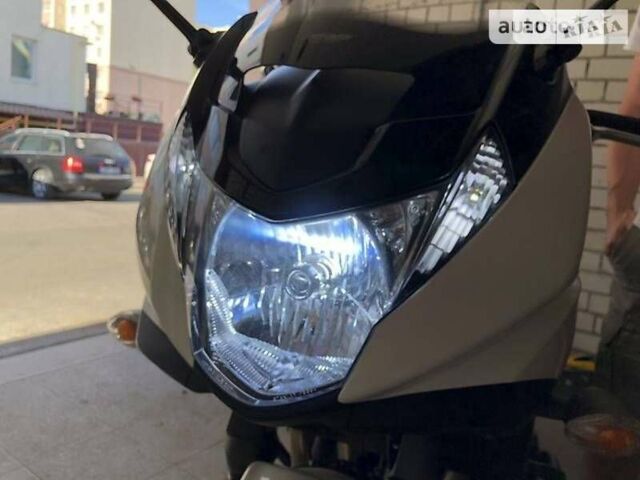 Сузуки GSF 650 Bandit, объемом двигателя 0 л и пробегом 30 тыс. км за 6300 $, фото 9 на Automoto.ua