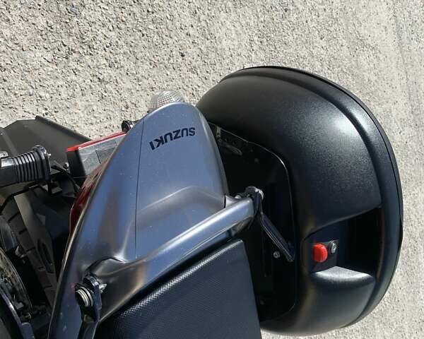 Сузукі GSF 650 Bandit, об'ємом двигуна 0.65 л та пробігом 31 тис. км за 4550 $, фото 19 на Automoto.ua