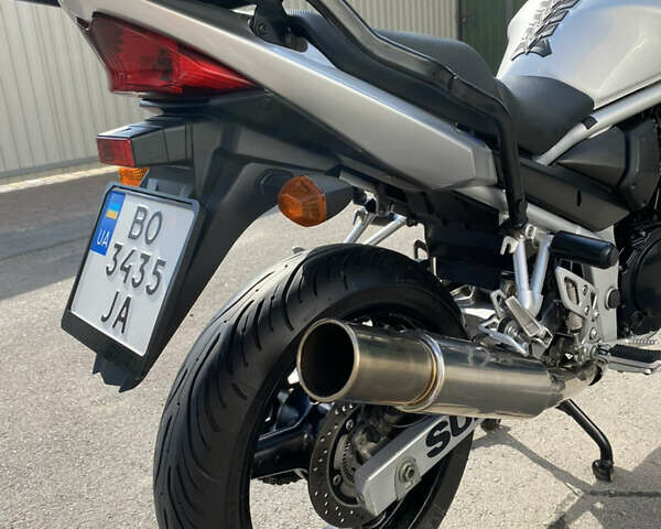 Сузуки GSF 650 Bandit, объемом двигателя 0 л и пробегом 3 тыс. км за 4250 $, фото 9 на Automoto.ua
