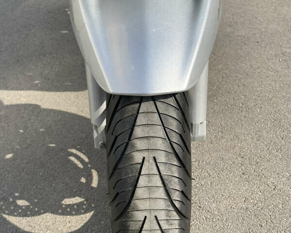 Сузуки GSF 650 Bandit, объемом двигателя 0 л и пробегом 3 тыс. км за 4250 $, фото 16 на Automoto.ua
