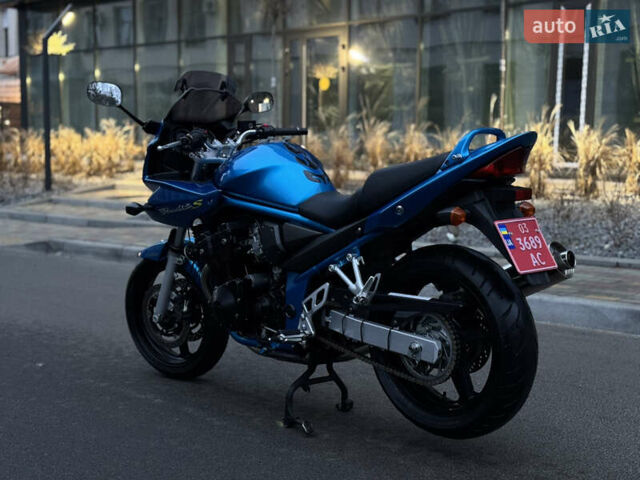 Сузуки GSF 650 Bandit, объемом двигателя 0 л и пробегом 25 тыс. км за 4000 $, фото 7 на Automoto.ua