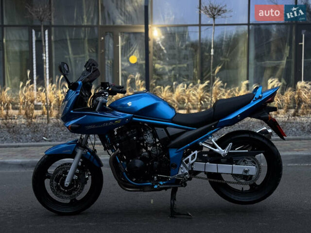 Сузуки GSF 650 Bandit, объемом двигателя 0 л и пробегом 25 тыс. км за 4000 $, фото 5 на Automoto.ua