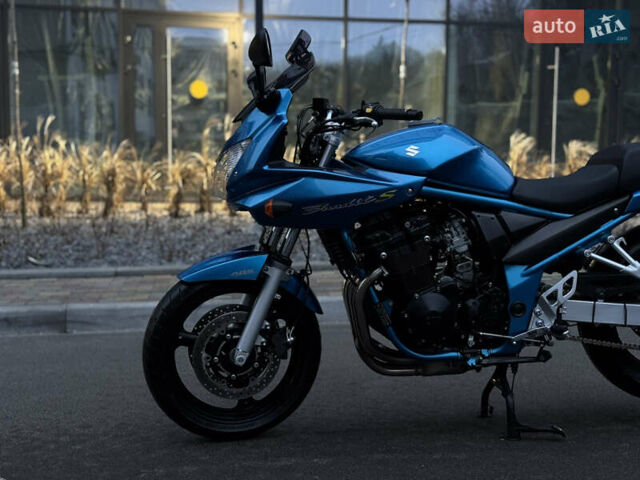 Сузуки GSF 650 Bandit, объемом двигателя 0 л и пробегом 25 тыс. км за 4000 $, фото 10 на Automoto.ua