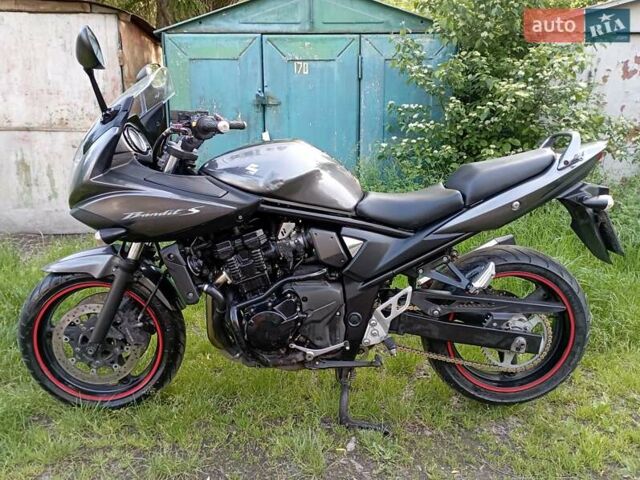 Сузуки GSF 650 Bandit 2010 в Львове на Automoto.ua Серый Сузуки GSF 650 Bandit, объемом двигателя 0.65 л и пробегом 66 тыс. км за 3699 $, фото 7 на Automoto.ua