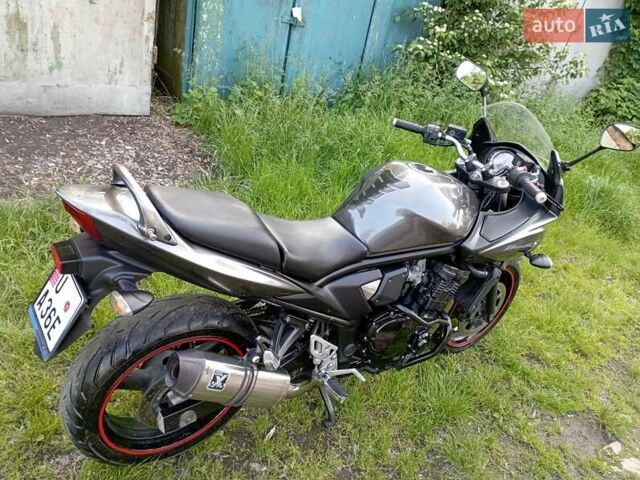 Сузуки GSF 650 Bandit 2010 в Львове на Automoto.ua Серый Сузуки GSF 650 Bandit, объемом двигателя 0.65 л и пробегом 66 тыс. км за 3699 $, фото 5 на Automoto.ua