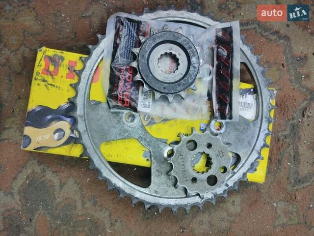 Сірий Сузукі GSF 650 Bandit, об'ємом двигуна 0.65 л та пробігом 31 тис. км за 4250 $, фото 12 на Automoto.ua