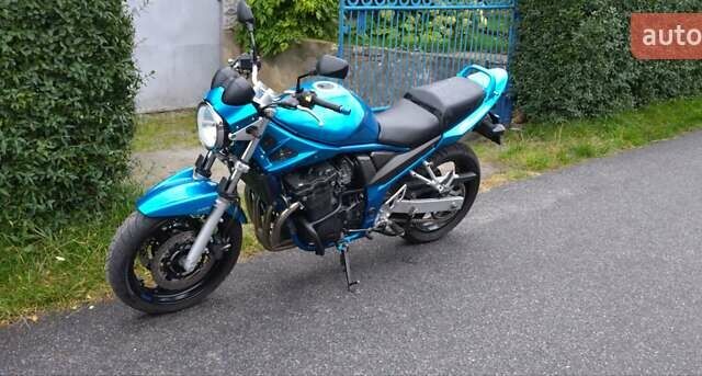 Синій Сузукі GSF 650 Bandit, об'ємом двигуна 0.66 л та пробігом 46 тис. км за 4000 $, фото 4 на Automoto.ua