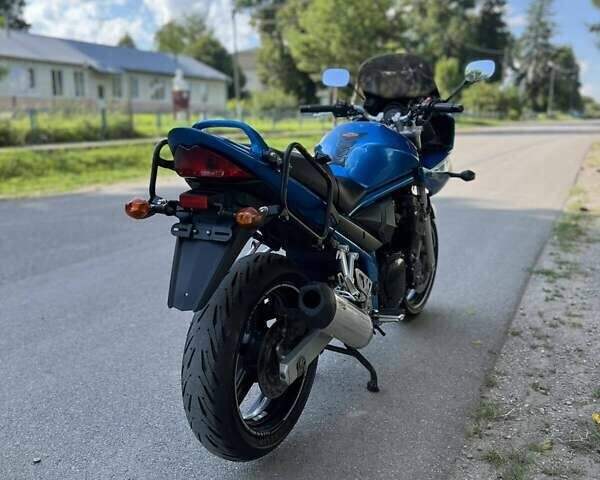 Синий Сузуки GSF 650 Bandit, объемом двигателя 0 л и пробегом 37 тыс. км за 4500 $, фото 5 на Automoto.ua