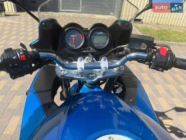 Синий Сузуки GSF 650 Bandit, объемом двигателя 0.65 л и пробегом 30 тыс. км за 4400 $, фото 6 на Automoto.ua
